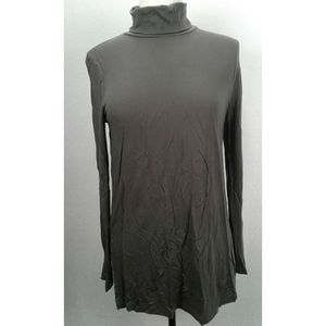 New without tag J.Crew Liocell Long side slit Turtleneck top Gray color size M